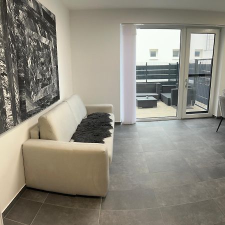 Swiss Star Apartment Mosonmagyaróvár Exteriér fotografie